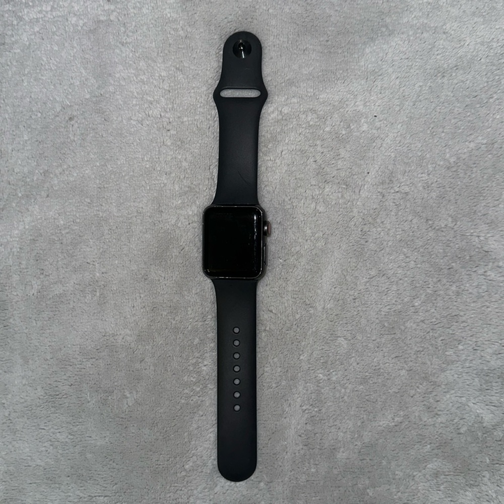 Used Apple Watch Series 3